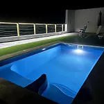 Viva Forest Apartment, Stevier Apartamento *
